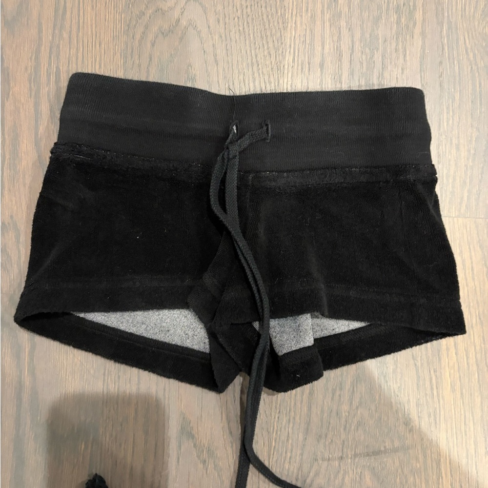 Hard Tail Black Shorts